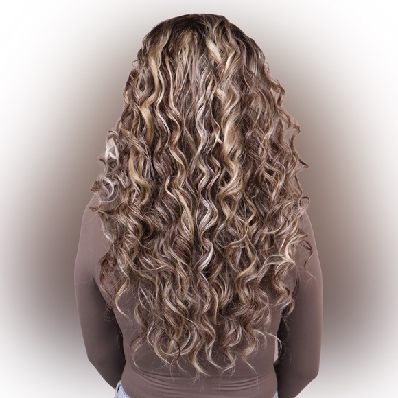 Chelsey Smith Cosmetics Genevieve - Picture 3 of 10